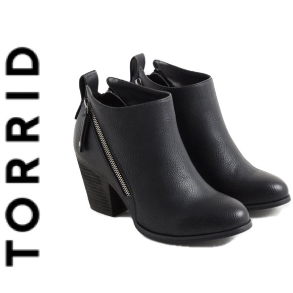 TORRID SIDE ZIP HEEL BOOTIES 11.5 WW - Picture 1 of 9